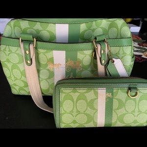 Coach purse and wallet